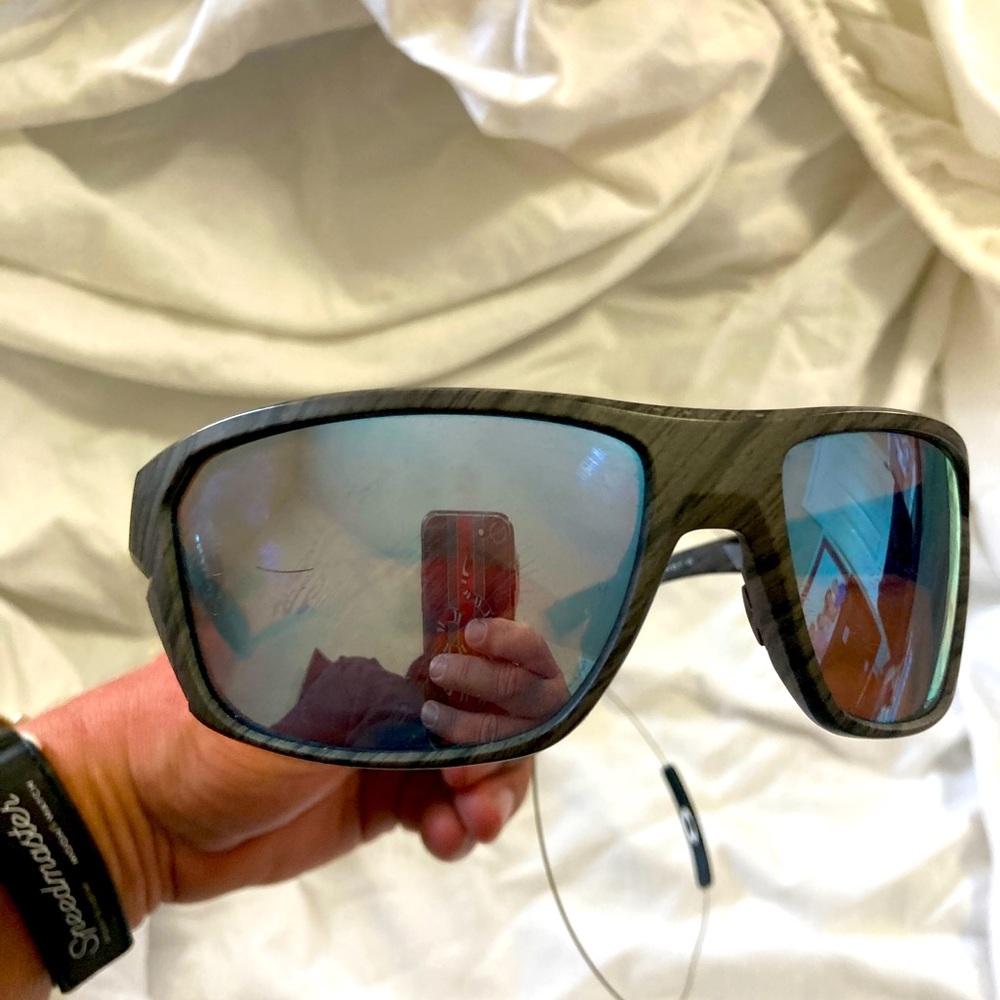 Oakley Split Shot Woodgrain Collection